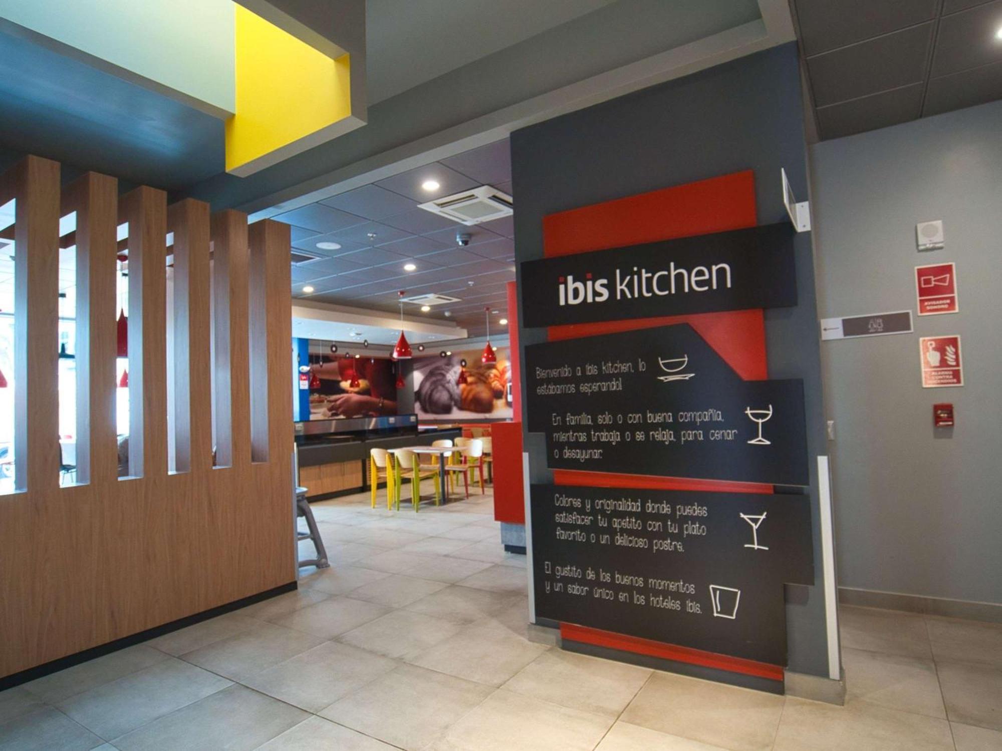 Ibis Trujillo Hotel Ngoại thất bức ảnh