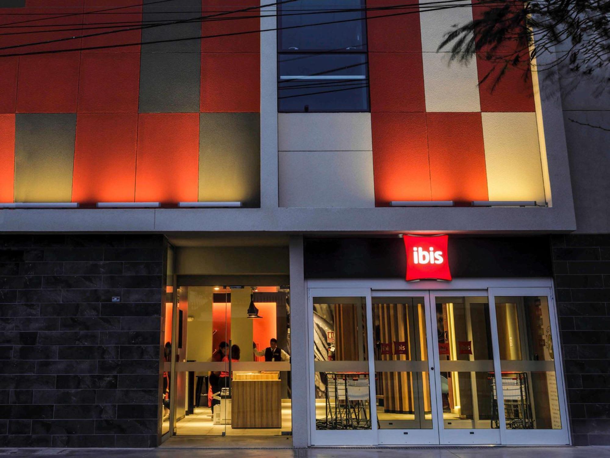 Ibis Trujillo Hotel Ngoại thất bức ảnh