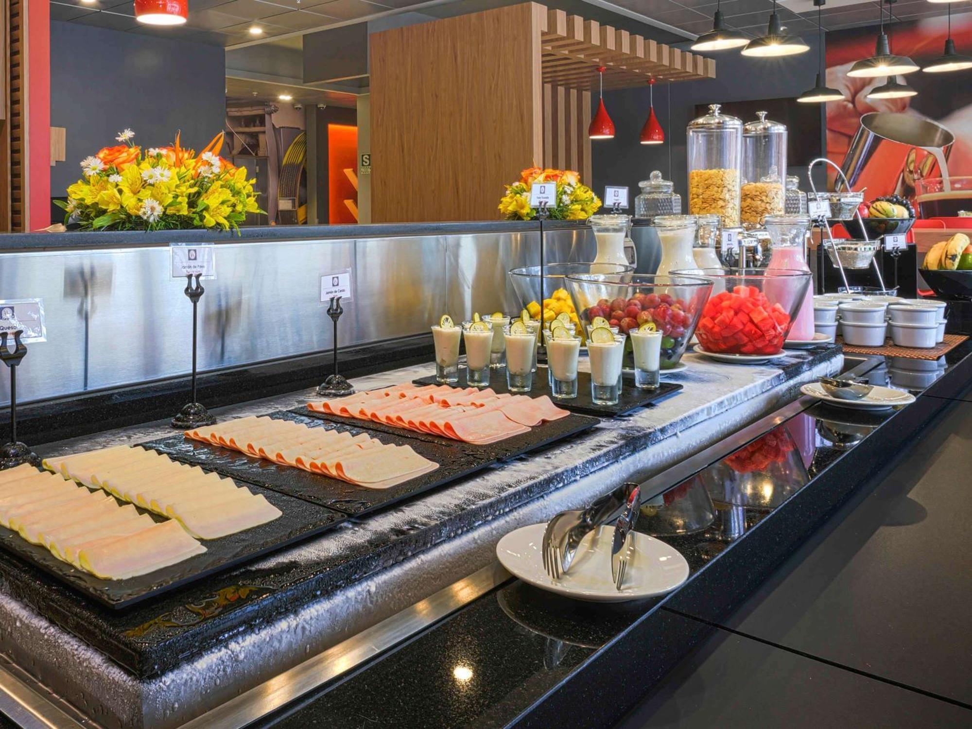 Ibis Trujillo Hotel Ngoại thất bức ảnh