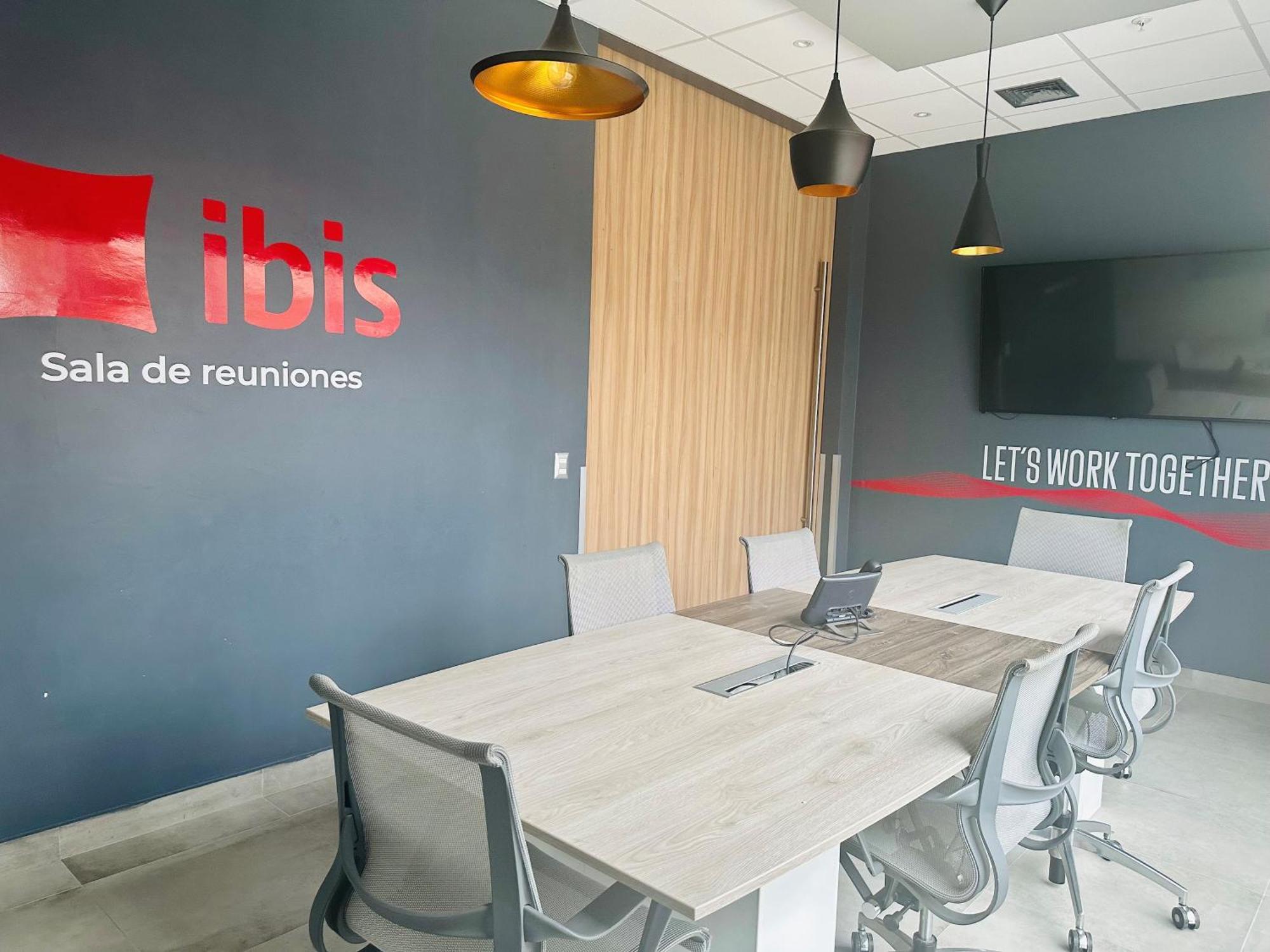 Ibis Trujillo Hotel Ngoại thất bức ảnh